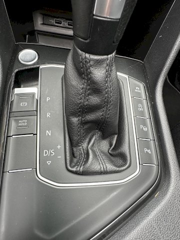 Volkswagen Volkswagen Tiguan II 2.0 TDI 150ch R-Line DSG7 