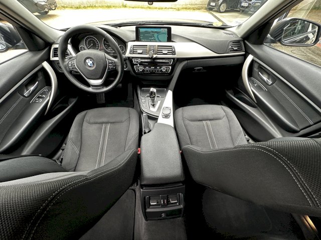 BMW BMW Série 3 BMW Serie 3 Touring 320dA F31 xDrive 190ch Lounge