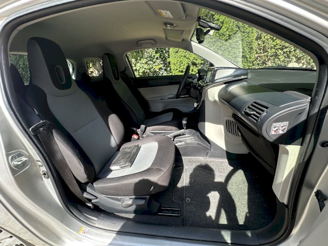 Toyota Toyota iQ  100 VVT-i iQ² MultiDrive