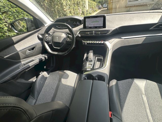 Peugeot Peugeot 5008 1.6 180 s&s Eat8 Allure Business