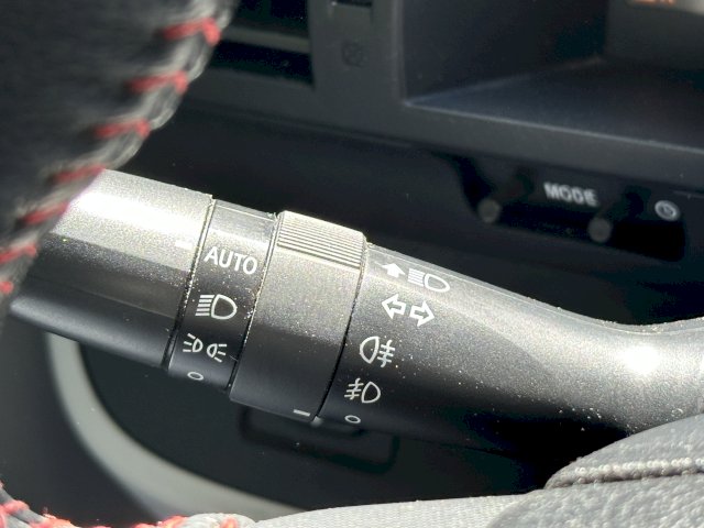 Toyota Toyota iQ 100 VVTi Multidrive IQ3