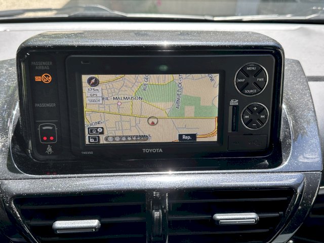 Toyota Toyota iQ 100 VVTi Multidrive IQ3
