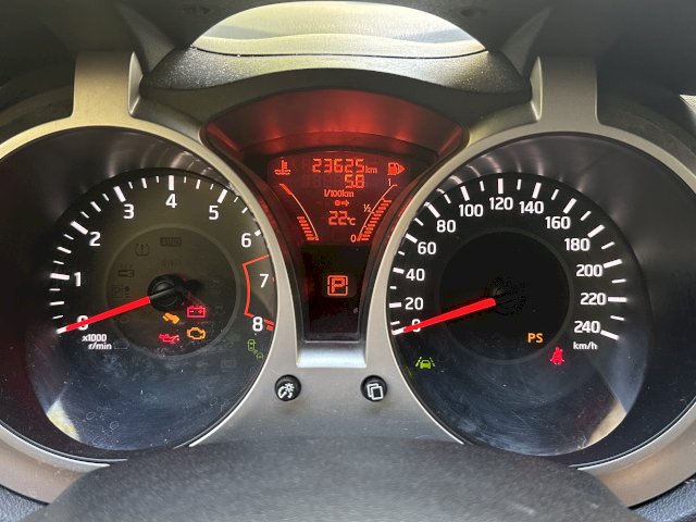 Nissan Nissan Juke I (F15) 1.6L 117ch Tekna Xtronic