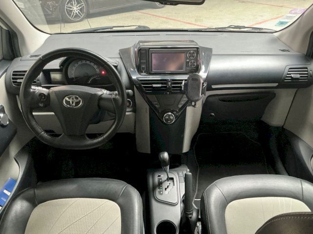 Toyota Toyota iQ  100 VVT-i iQ City Racer MultiDrive