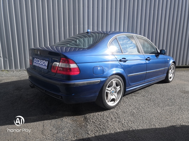 BMW BMW Série 3 IV (E46) 330i 231ch