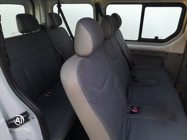 Renault Renault Trafic II 1.9 dCi100 Combi L1H1