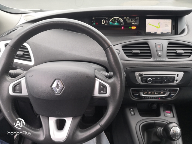 Renault Renault Grand Scenic III Phase 2 1.5 dCi FAP S&S eco2 110 cv
