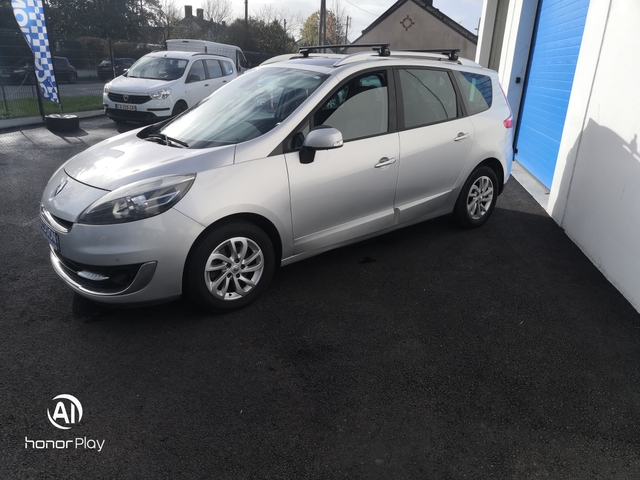 Renault Renault Grand Scenic III Phase 2 1.5 dCi FAP S&S eco2 110 cv