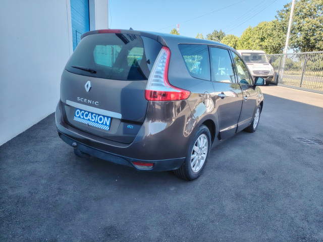 Renault Renault Grand Scenic III (R95) 1.9 dCi 130ch FAP Jade 7 places