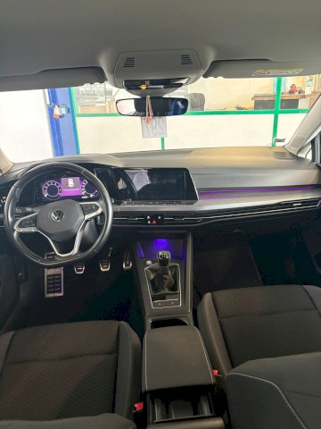 VOLKSWAGEN Volkswagen Golf 