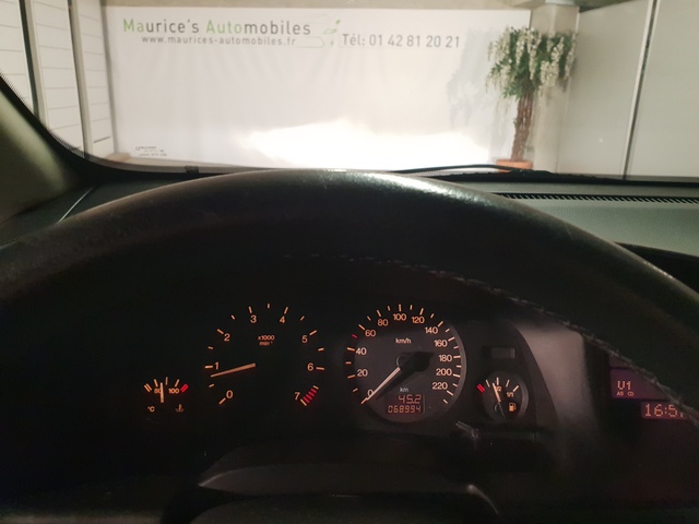 Opel Opel Zafira  2.2 16v Elegance BA