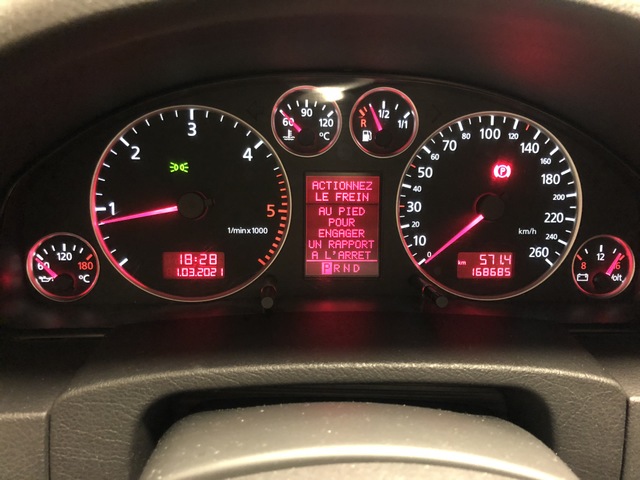 Audi Audi A6 II (C5) 2.5 V6 TDI 155ch Pack Multitronic