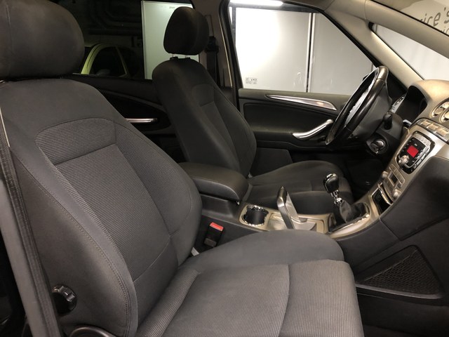 Ford Ford S-Max  2.0 TDCi 140ch DPF Titanium 7 places