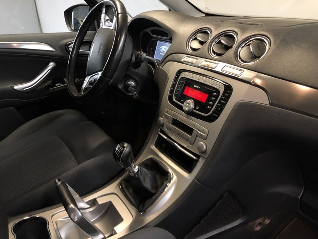 Ford Ford S-Max  2.0 TDCi 140ch DPF Titanium 7 places