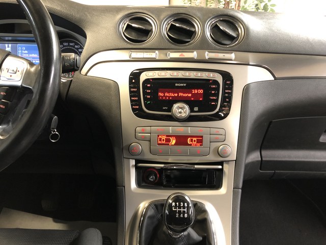 Ford Ford S-Max  2.0 TDCi 140ch DPF Titanium 7 places