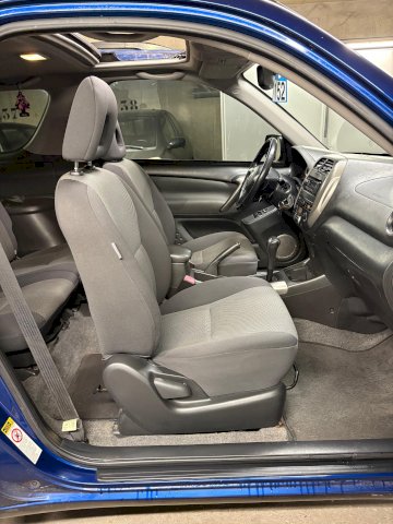 Toyota Toyota RAV4 II 150 VVT-i Limited Edition BVA 3p