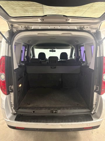 Fiat Fiat Doblo Fiat Doblo II 1.6 JTD 105 Dynamic