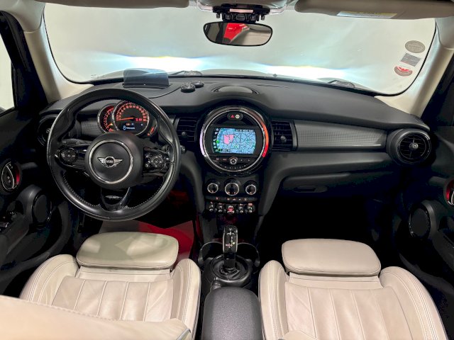 Mini Mini Mini 5p III (F55) Cooper 136ch Exquisite II BVA