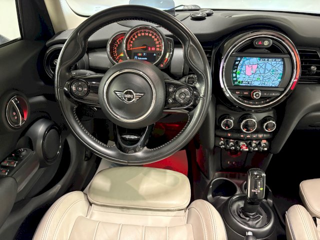 Mini Mini Mini 5p III (F55) Cooper 136ch Exquisite II BVA