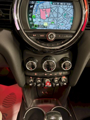 Mini Mini Mini 5p III (F55) Cooper 136ch Exquisite II BVA