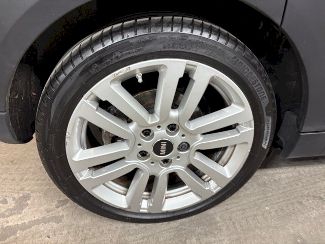 Mini Mini Mini 5p III (F55) Cooper 136ch Exquisite II BVA
