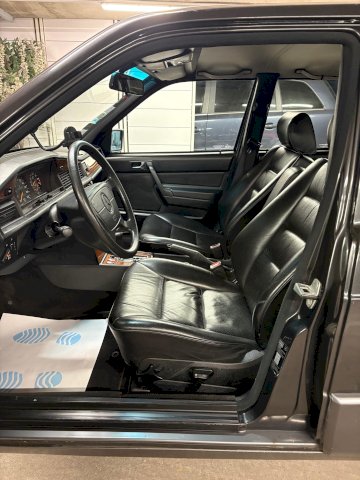 Mercedes-Benz Mercedes-Benz Classe E 2.0 190E 