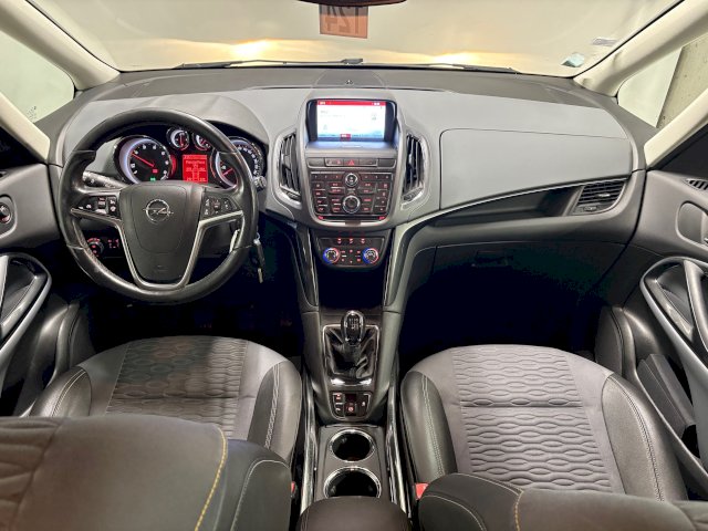 Opel Opel Zafira Tourer  1.6 CDTI 136ch ecoFLEX Cosmo Start/Stop 7 places