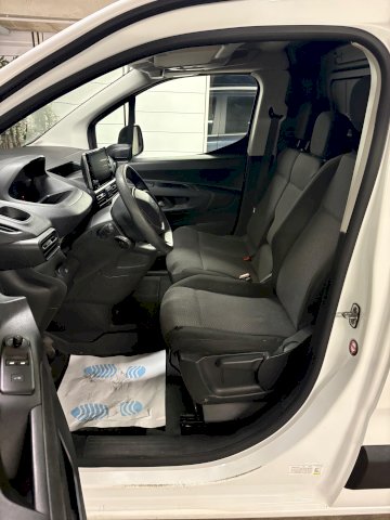 Peugeot Peugeot Partner PEUGEOT PARTNER FOURGON 1.5 BLUEHDI 75 PREMIUM