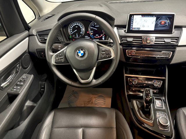 BMW BMW Serie 2 Activetourer 218i 140ch Luxury 125g