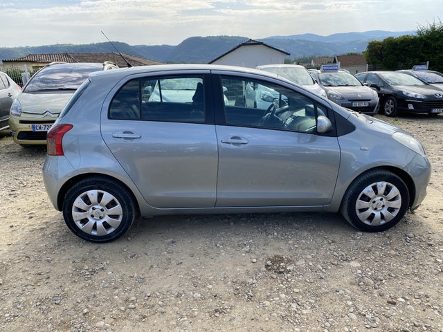 Toyota Toyota Yaris II 87 VVT-i Luna Pack 5p