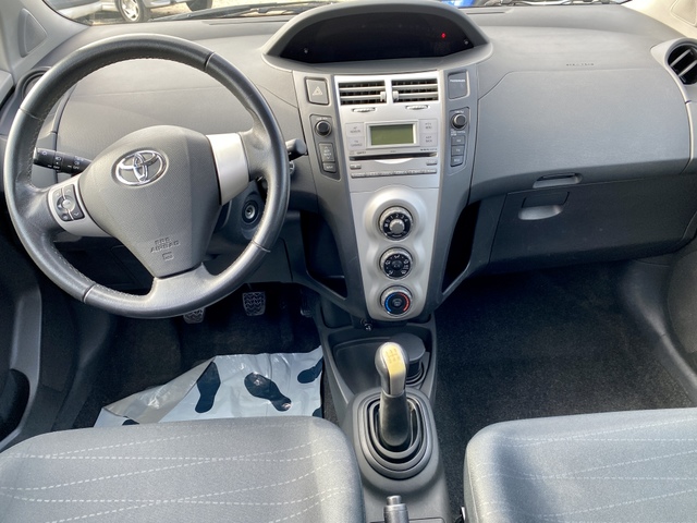 Toyota Toyota Yaris II 87 VVT-i Luna Pack 5p