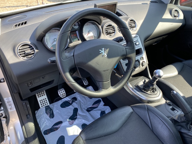 Peugeot Peugeot 308 1.6 THP 175CV FELINE KIT CHAINE/EMBRAYAGE/TURBO NEUFS *GARANTIE 12 MOIS*