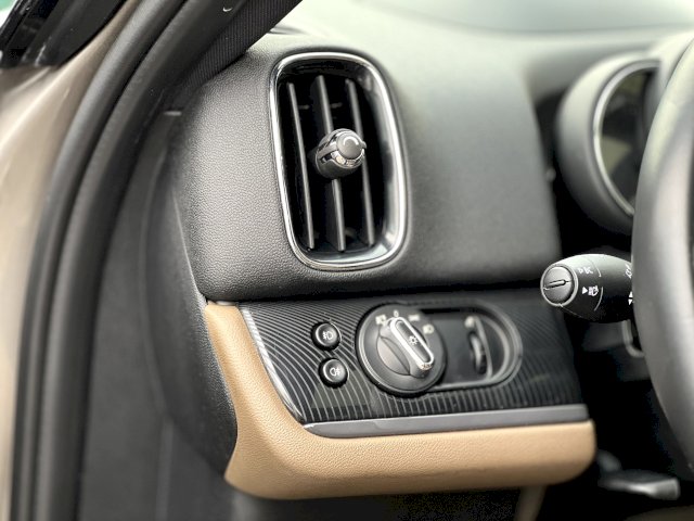 Mini Mini Countryman HYBRIDE RECHAREABLE ALL4 224