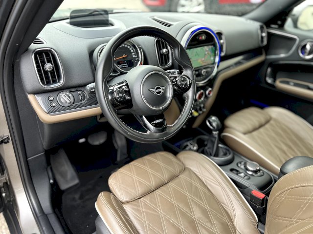 Mini Mini Countryman HYBRIDE RECHAREABLE ALL4 224