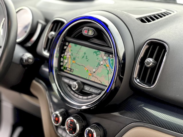 Mini Mini Countryman HYBRIDE RECHAREABLE ALL4 224