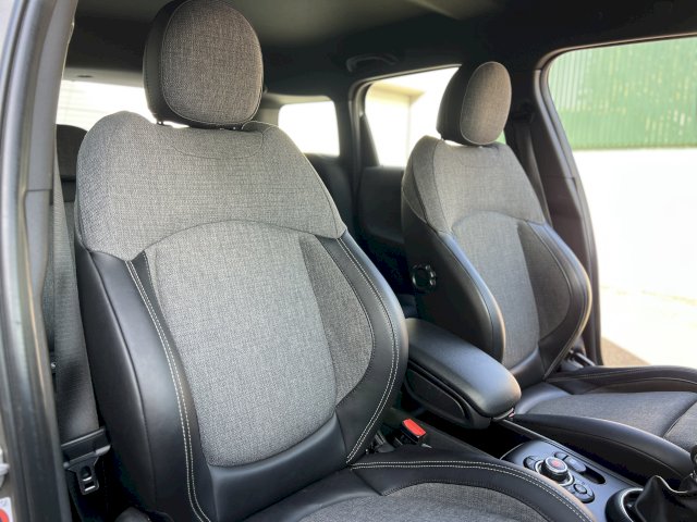 Mini Mini Countryman II (F60) Cooper 136ch ALL4 BVA