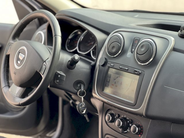 Dacia Dacia Sandero II (B52) 0.9 TCe 90ch Stepway Prestige