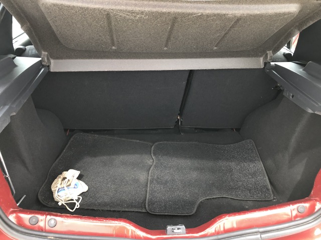 DACIA Dacia Sandero  1.6 MPI 90 Lauréate