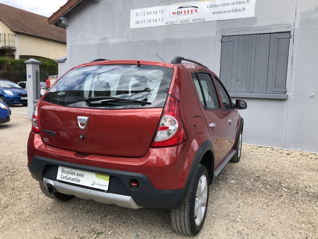 DACIA Dacia Sandero  1.6 MPI 90 Lauréate