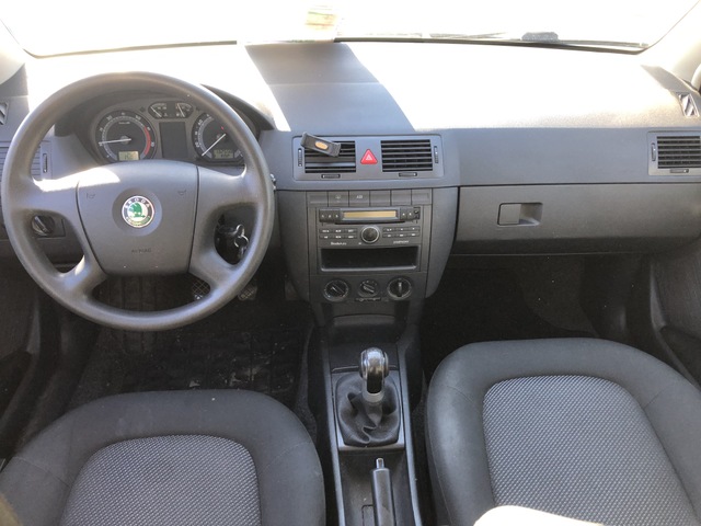 SKODA Skoda Fabia  1.4 16v 80ch Confort