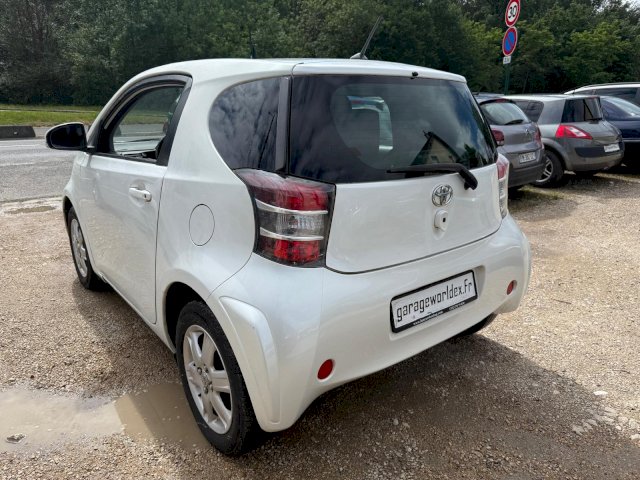 TOYOTA Toyota iQ  68 VVT-i iQ