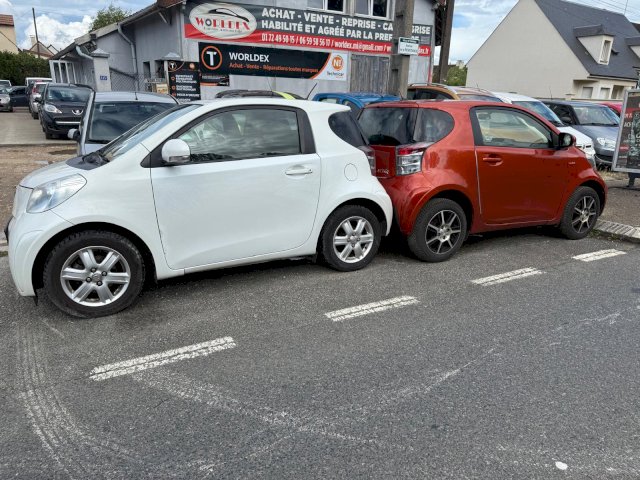 TOYOTA Toyota iQ  68 VVT-i iQ