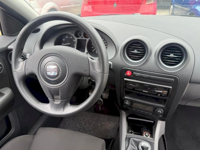 SEAT Seat Ibiza III 1.4 16v 85ch Sport 5p
