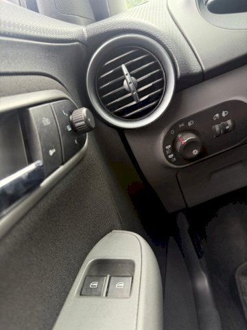 SEAT Seat Ibiza III 1.4 16v 85ch Sport 5p