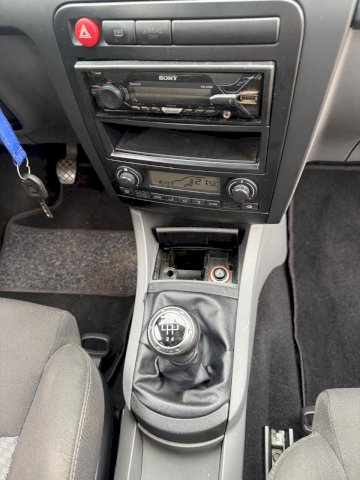 SEAT Seat Ibiza III 1.4 16v 85ch Sport 5p