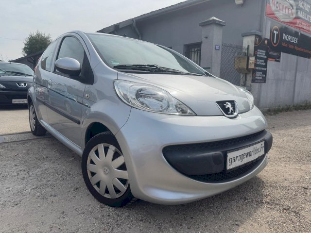 PEUGEOT  Peugeot 107  1.0 12v Urban Move 5p