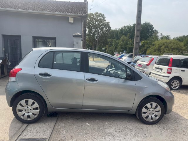TOYOTA Toyota Yaris II 69 VVT-i 5p