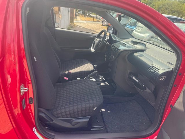 TOYOTA Toyota iQ  68 VVT-i iQ