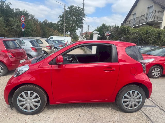 TOYOTA Toyota iQ  68 VVT-i iQ