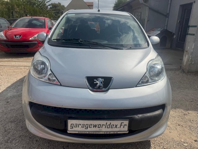 PEUGEOT  Peugeot 107  1.0 12v Trendy 5p